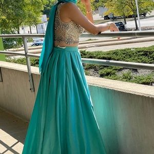 Stunning satin skirt with top sets.